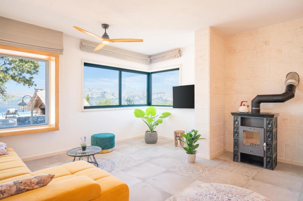 ポヴィヤ Olive Park House Bracヴィラ エクステリア 写真